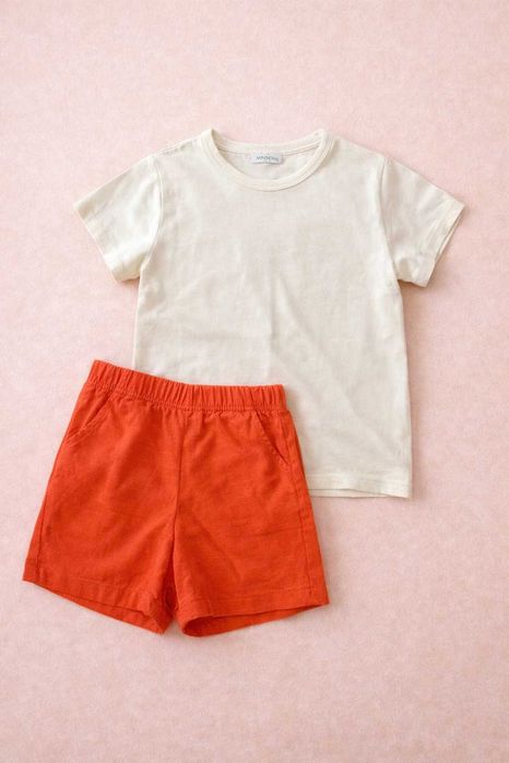 Детские вещи для девочки.