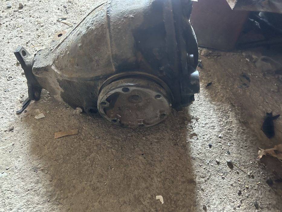 Редуктыр.   w  210.   мерседес   лупари.