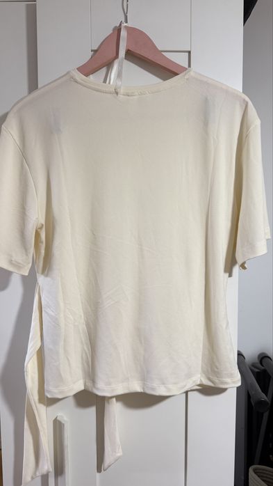 Bluza eleganta.