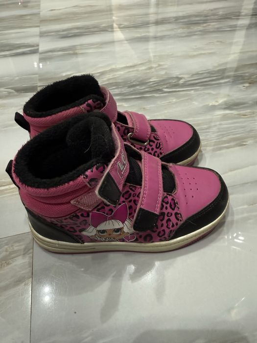 Детская обувь на девочку