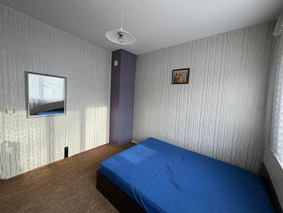 Тристаен апартамент в центъра на Разград