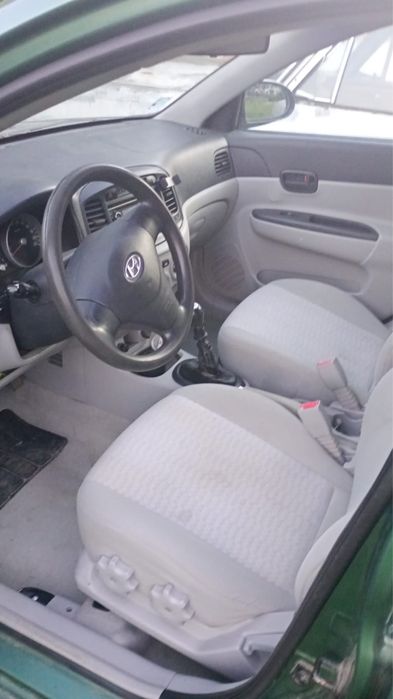 Vand hyundai accent 2007 1.5 crdi acte la zi
