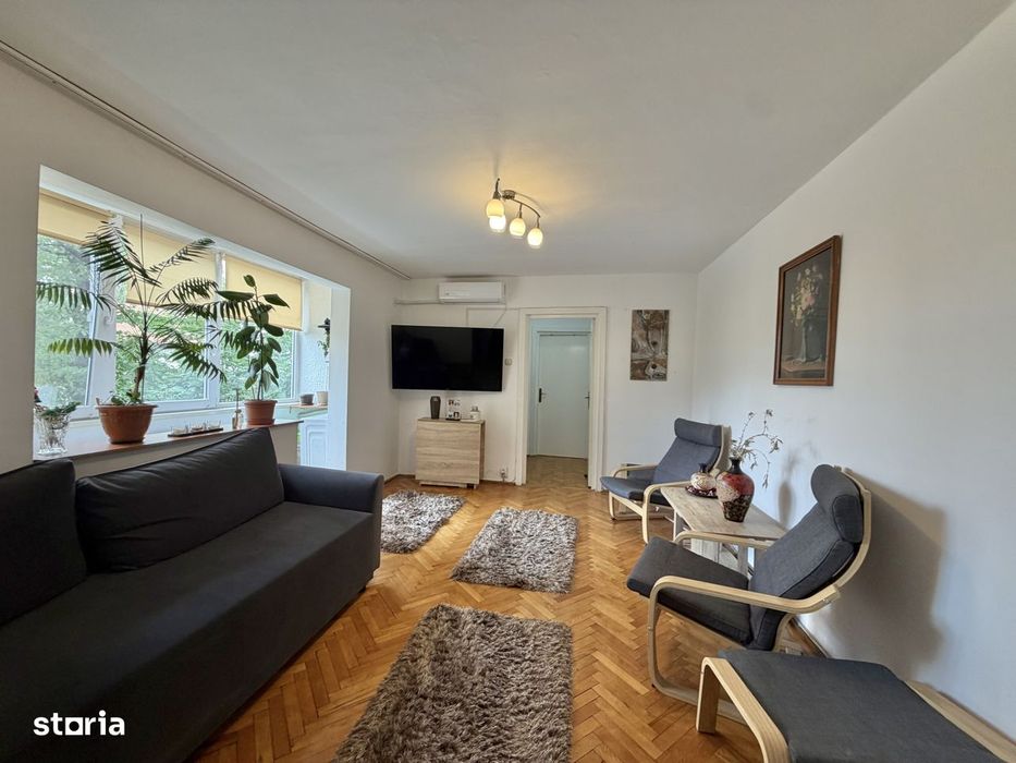 Apartament 3 camere, etaj 1, semidecomandat, zona Olimpia-Stadion — fotografia 1