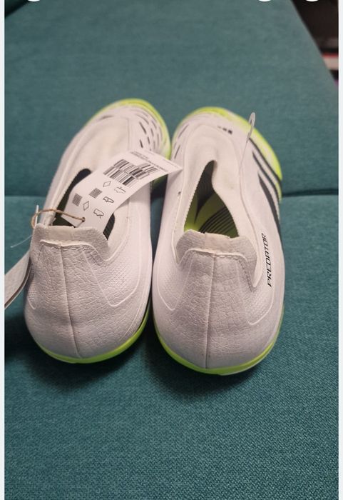 Ghete adidas hybrid feel