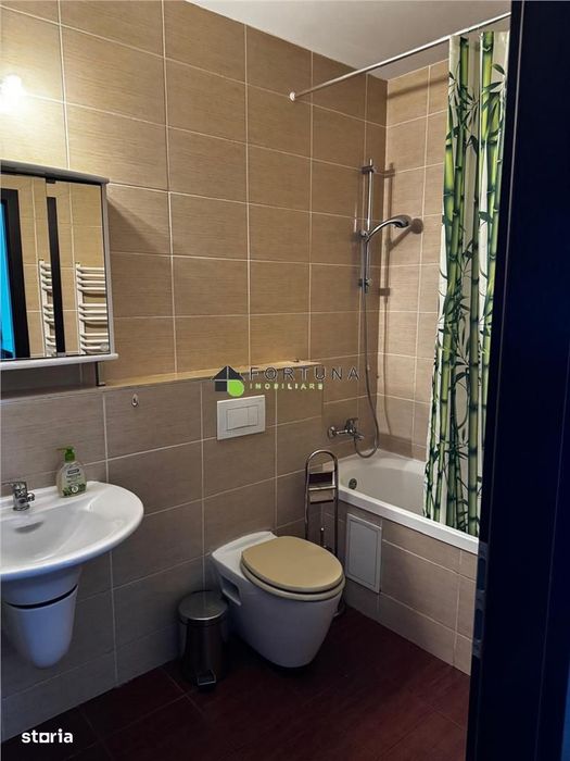 Apartament 2 camere Tampa Gardens 400  euro