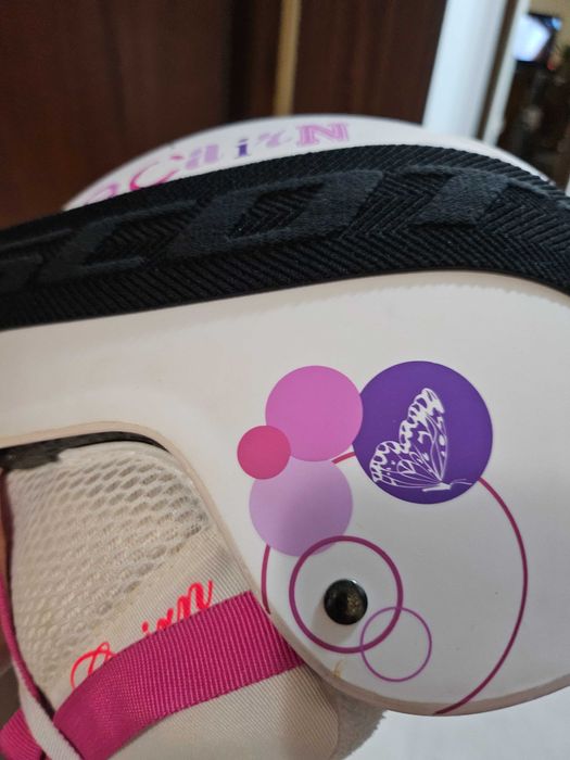 Дамска каска и очила да дки