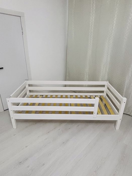 Продаю детскую бу кровать