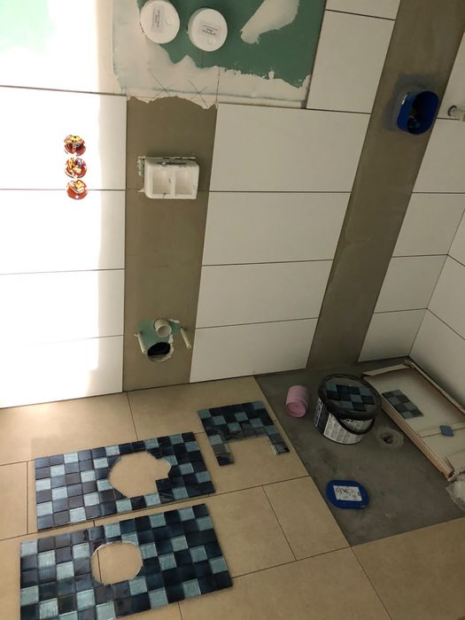 Execut lucrari de amenajare interioara gresie si faianta