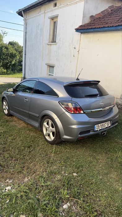 Opel Astra H -OPC