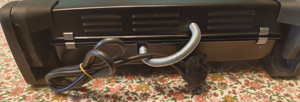 Грил и скара за месо и сандвичи