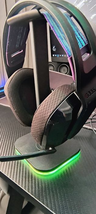 Logitech G335 в много добро състояние