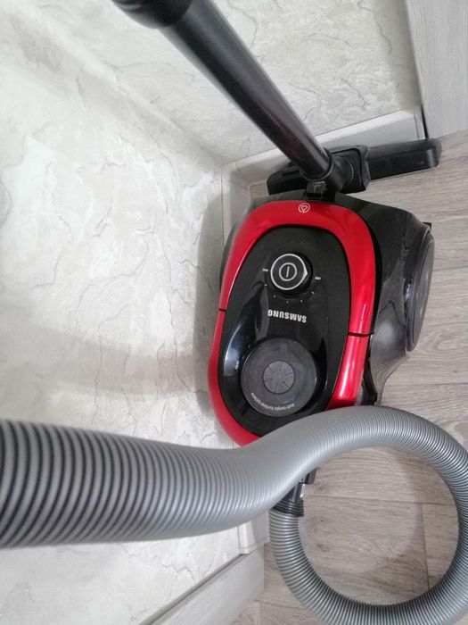 Пылесос Самсунг со стаканчиком