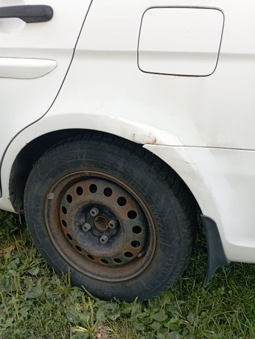 Vând Hyundai accent