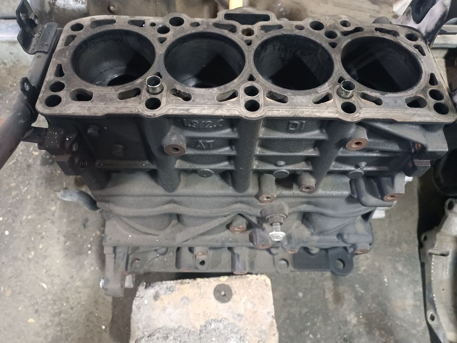 Дизельный блок Фольксваген 1.9двигатель