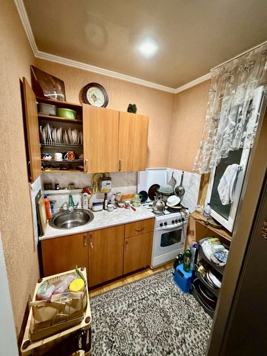 Продается 2-ком. Чиланзар 24 квартал  78-школа