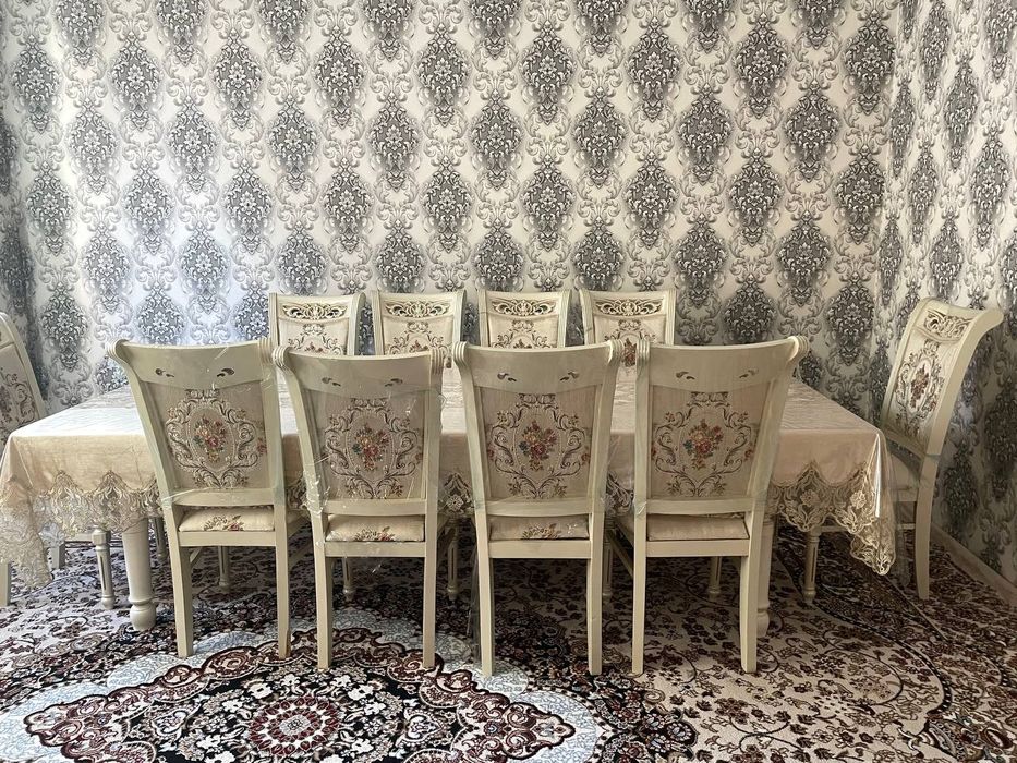 Stol stullar yangi mehmon hona uchun