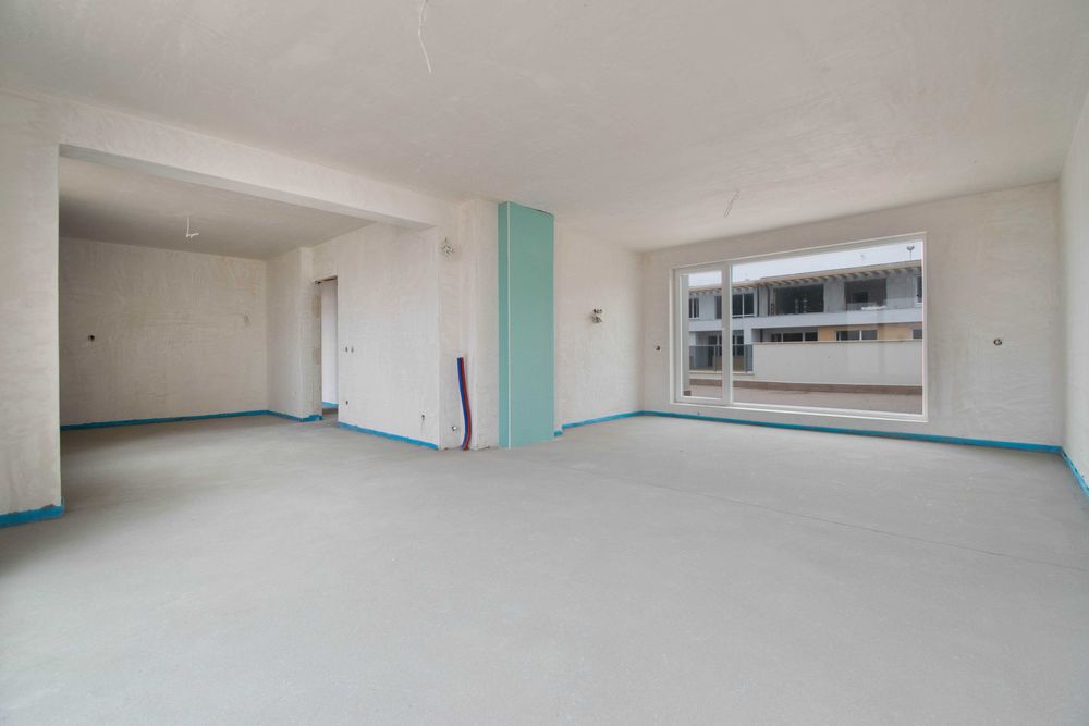 Продава се Многостаен апартамент в Пловдив, Остромила - 370 кв.м за 496 €/кв.м - Снимка #1