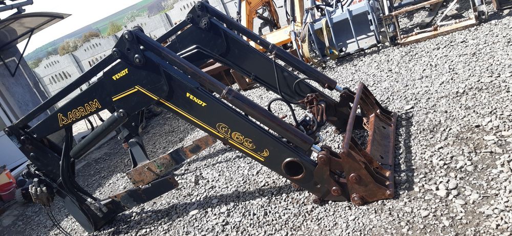 Incarcator frontal profesional agram mailewx  Quicke