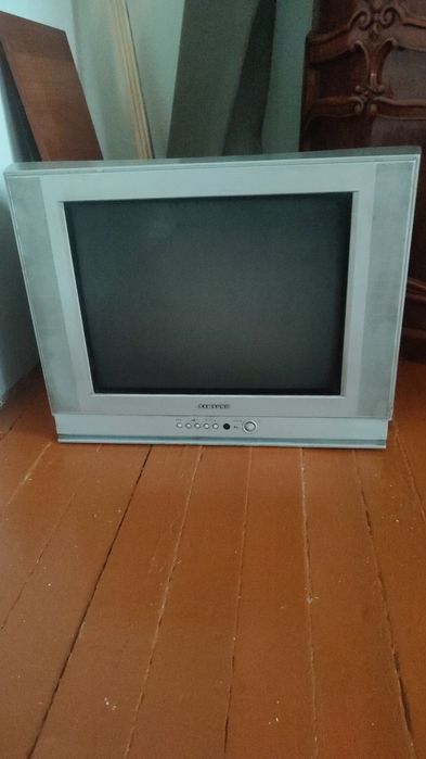 Телевизор два штуки за 15