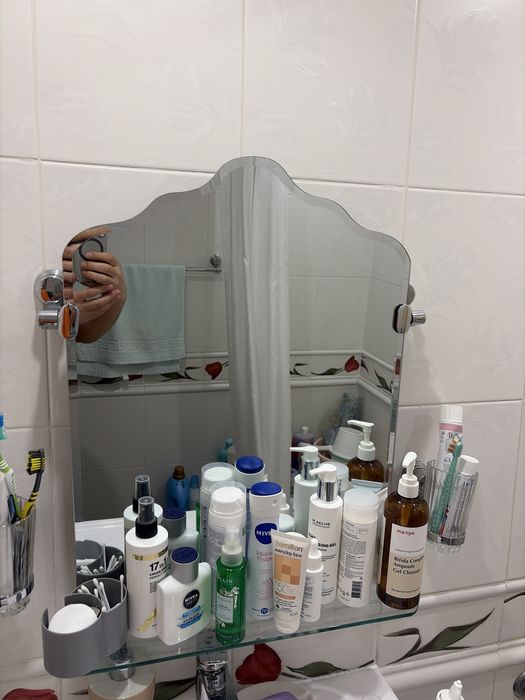 Продам раковина с зеркалом