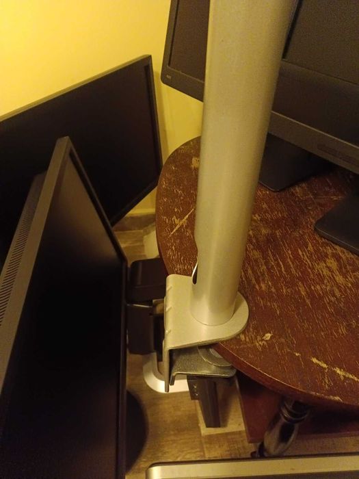 Стойка за два монитора