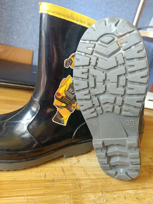 Продам сапоги  детские