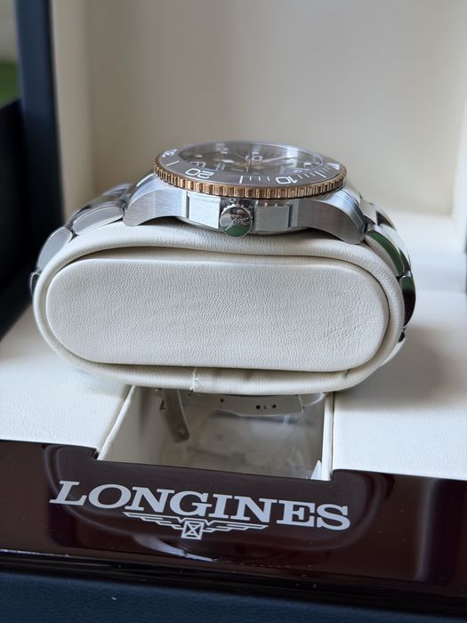 Оригинален унисекс автоматичен часовник Longines HydroConquest 39mm