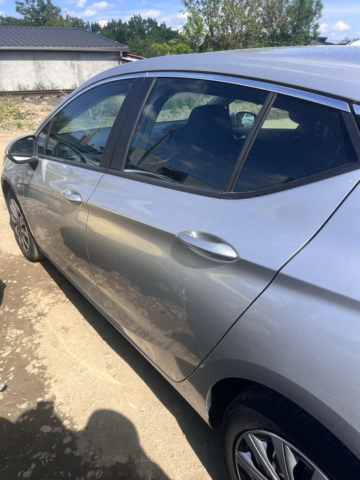 Ușă stânga față Opel Astra K 2016