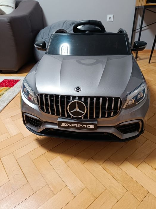 Акумулаторен джип Mercedes