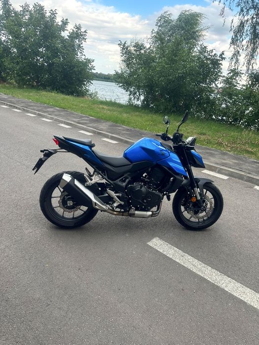Honda hornet 750 | 2025 | 800 KM