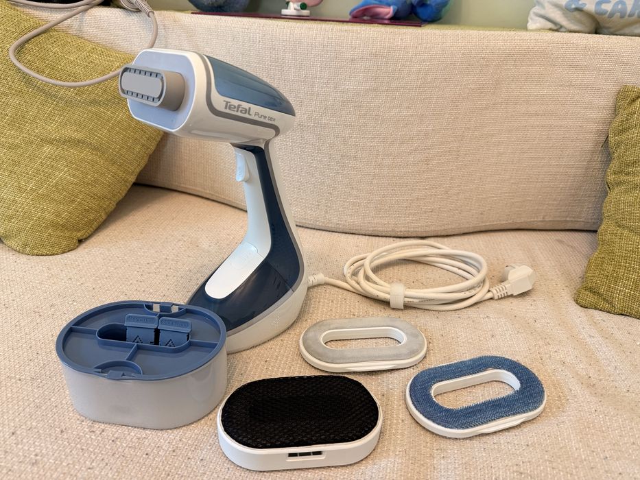 Aparat de calcat vertical Tefal Pure Tex