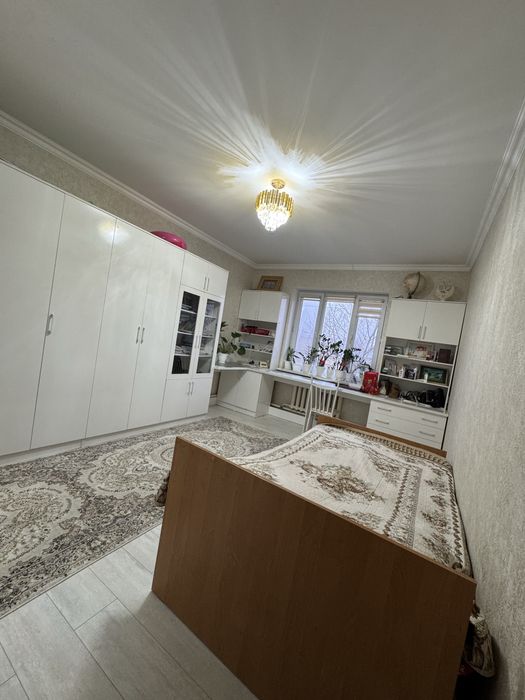 Продом большой дом с мебелью