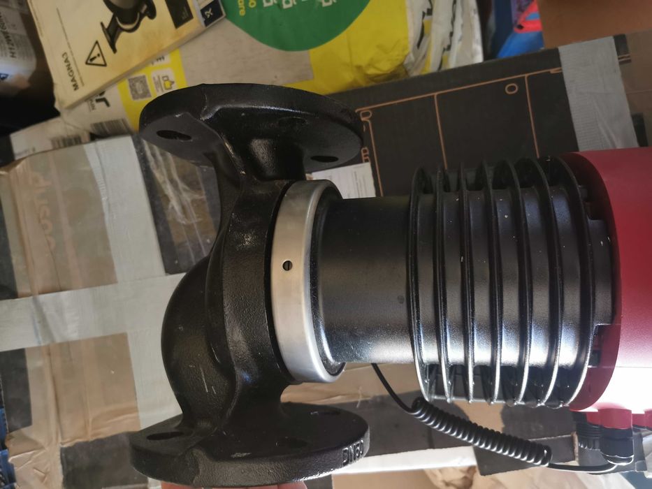 Pompa circulatie apa electronica Magna3 Grundfos Clasa A 50-60 F 240