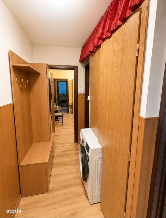 3 CAMERE DE VÂNZARE,Craiovița Nouă,etaj intermediar,mobilat și utilat