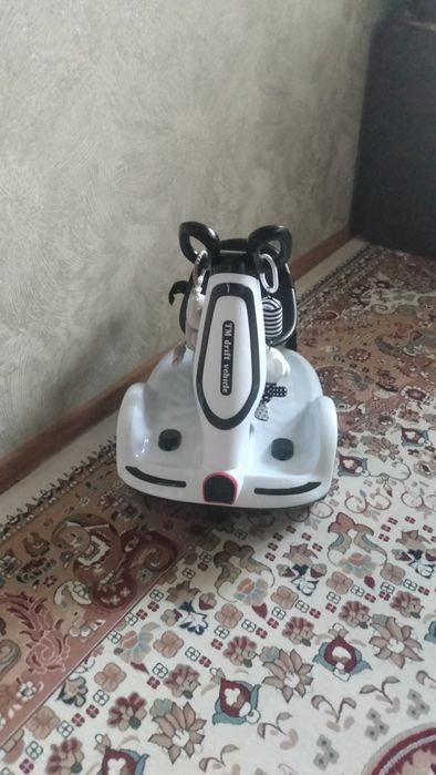 Продам новый электро машинку