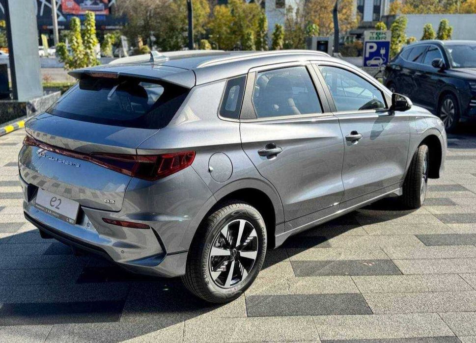 BYD E2 Halol nasiyaga bor