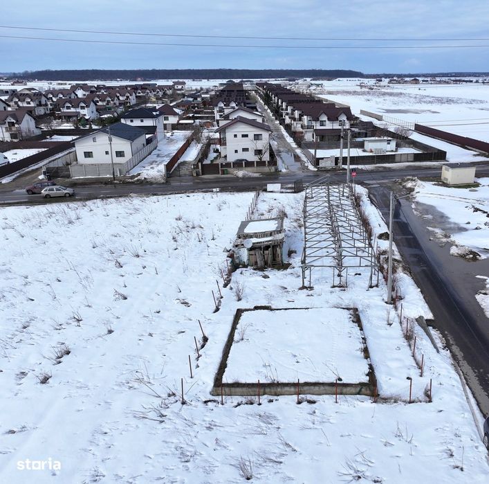 Teren intravilan /Sabareni ,stradal,deschidere dubla