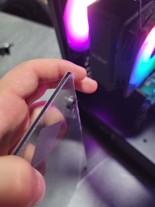 Kuchli zborka qilingan kampyuter yangi  450$ga olganman