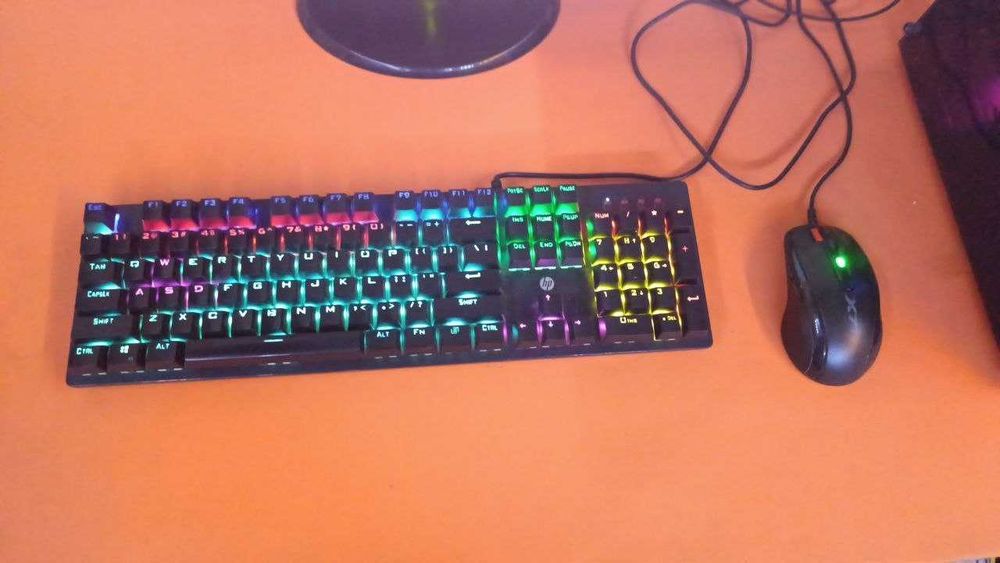 Продамь Компютер H61 GTS 250S i5 2500