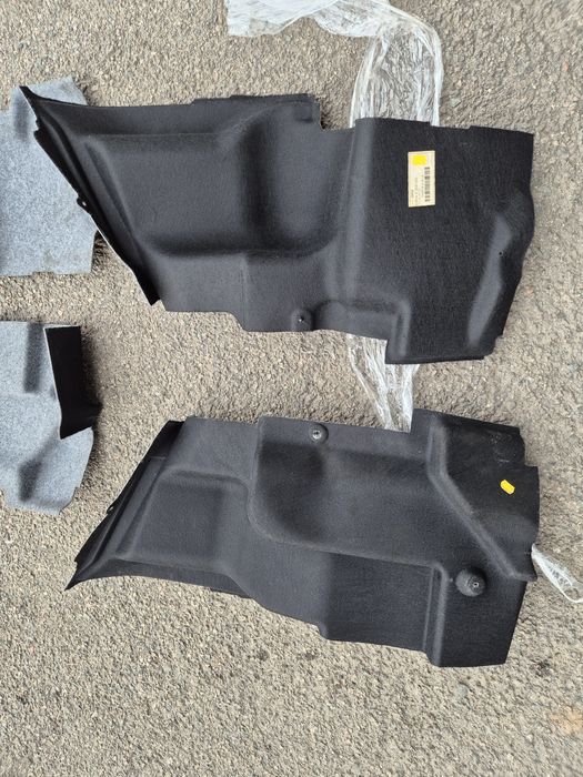 Обшивки  багажника БМВ Е46