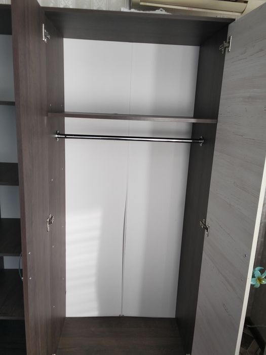 продам шкаф срочно