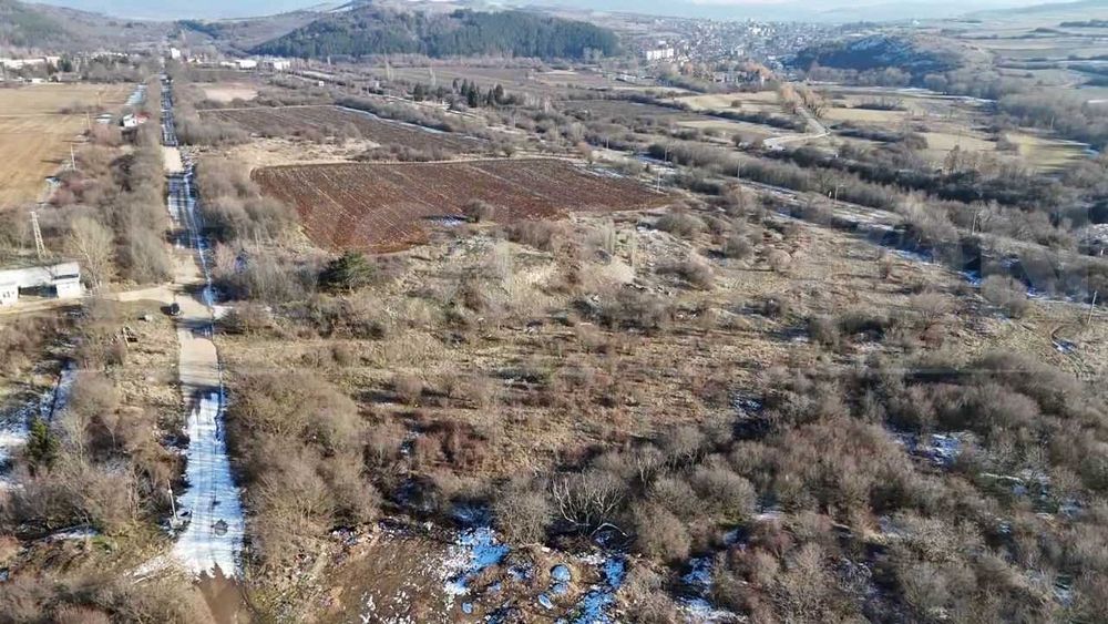 Парцел в гр. Елин Пелин