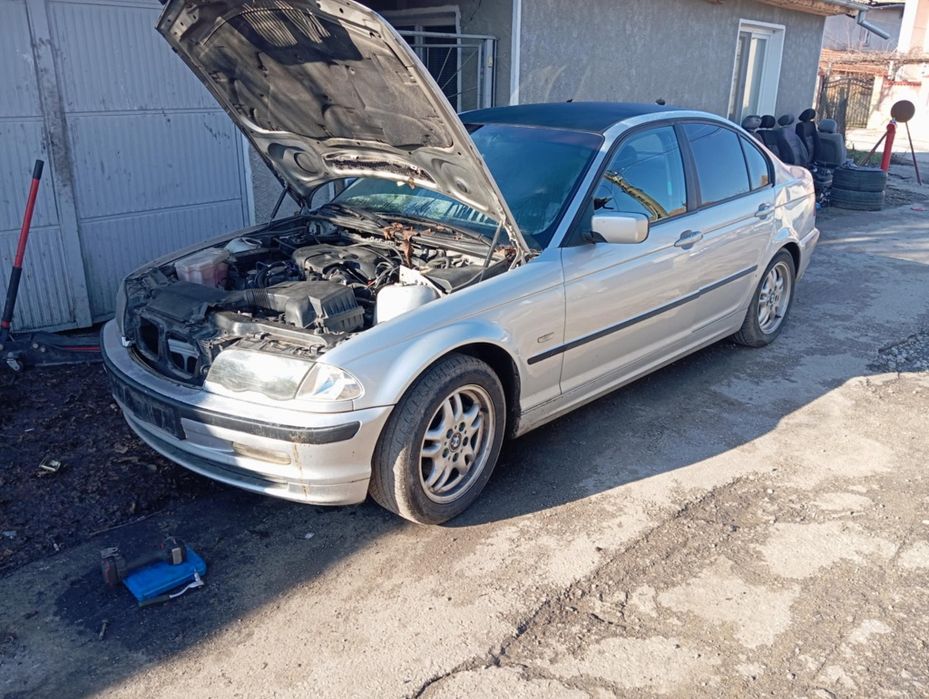 Продавам Е46 318i На части