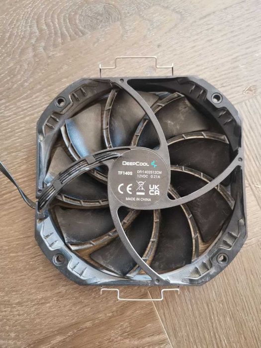 Мощный двухбашенный кулер (DeepCool TF140S, 6 теплотрубок)