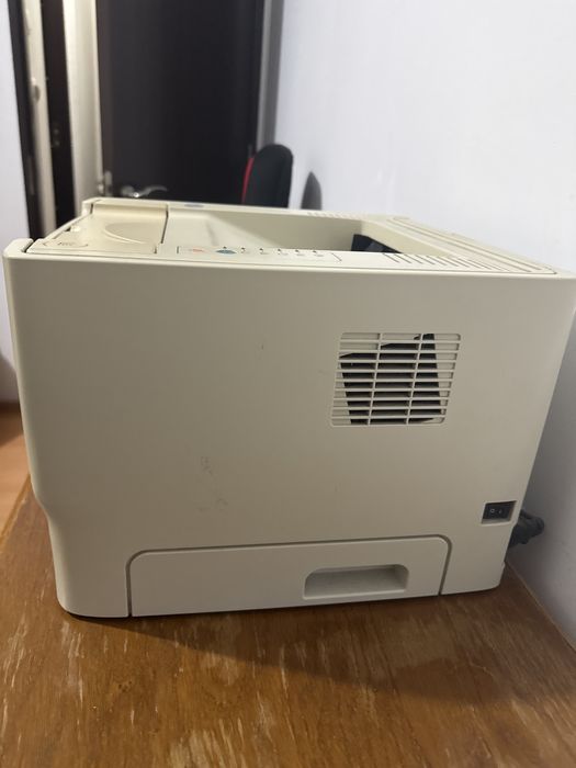 Imprimanta hp laserjet p2014
