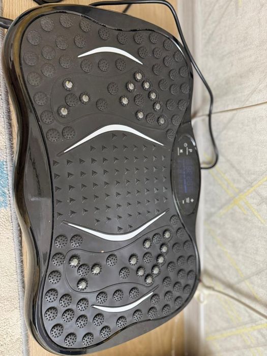 Продам вибро платформу для фитнеса.