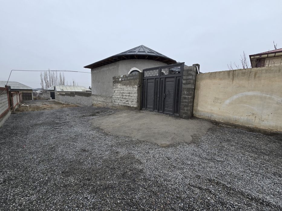 3 sotixlik xovli uy sotiladi yangi krulgan