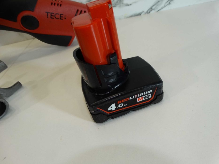 Novopress AAP 102 - Аксиална преса за тръби / фитинги