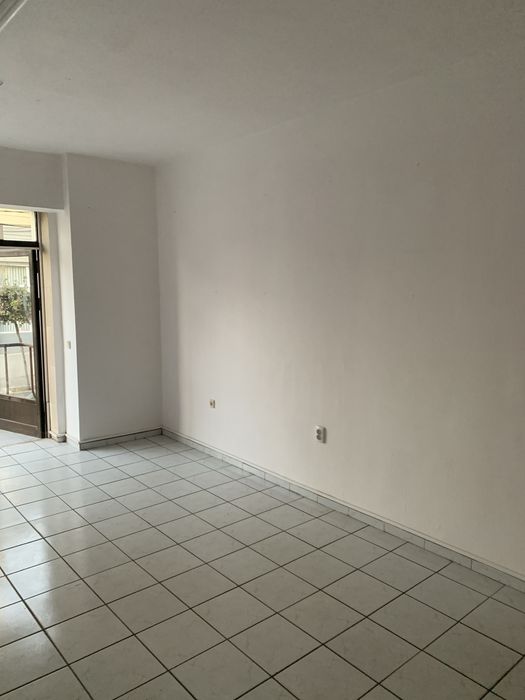 Дава се под наем Офис в Свиленград - 25 кв.м за 178.5 € - Снимка #4