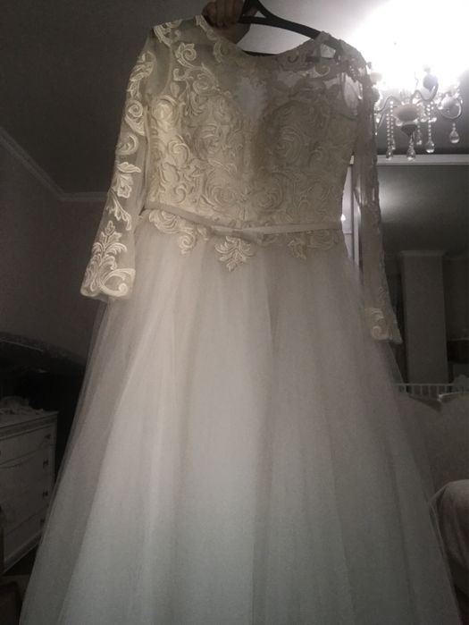 Продам платья